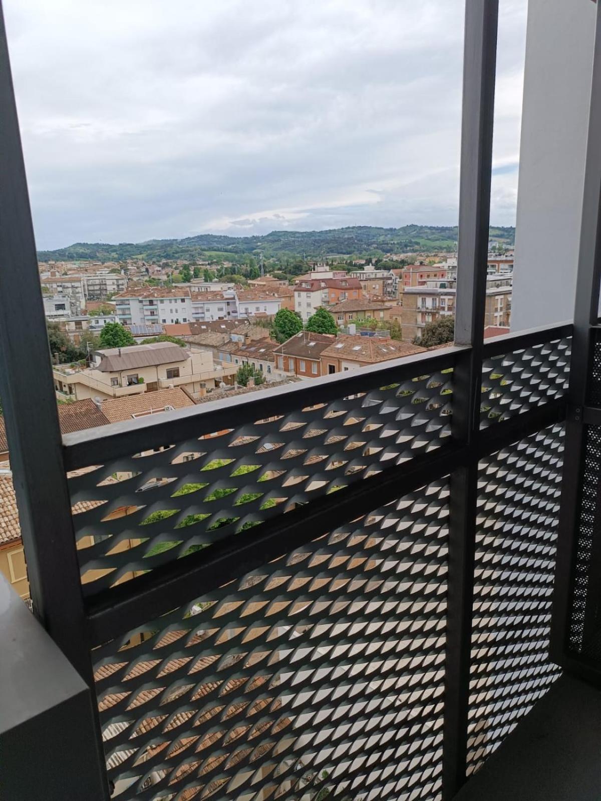 Apartamento Matteotti28 Pésaro Exterior foto